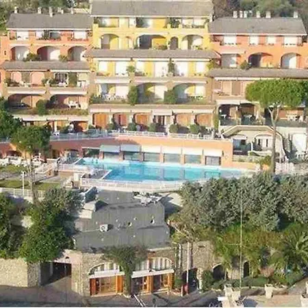 Portofino Est شقة فندقية