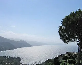 Portofino Est Aparthotel 3*