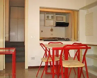 Portofino Est شقة فندقية