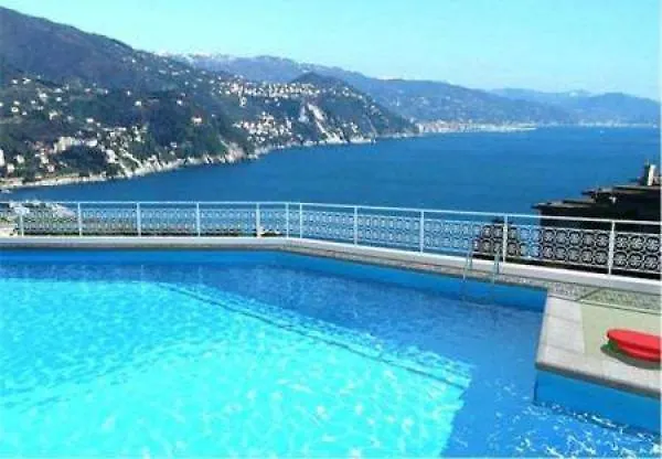Portofino Est 3*