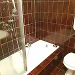 Portofino Est 公寓式酒店
