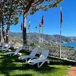 Portofino Est 3*