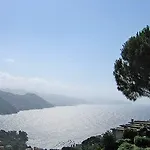 Portofino Est 公寓式酒店 3*