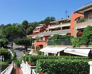 Lejlighedshotel Portofino Est 3*