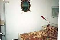 Portofino Est Lejlighedshotel 3*